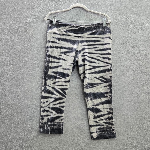 Nike Women Activewear Pants L Black Tie Dye Leggings Dri Fit Crop 19 in Inseam - Picture 1 of 12